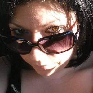 Meet your Posher, Janelle